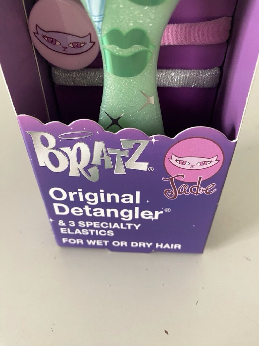 Wet Brush Bratz JADE Original Detangler & 3 Specialty Hair Elastics Wet Or Dry - Picture 3 of 9